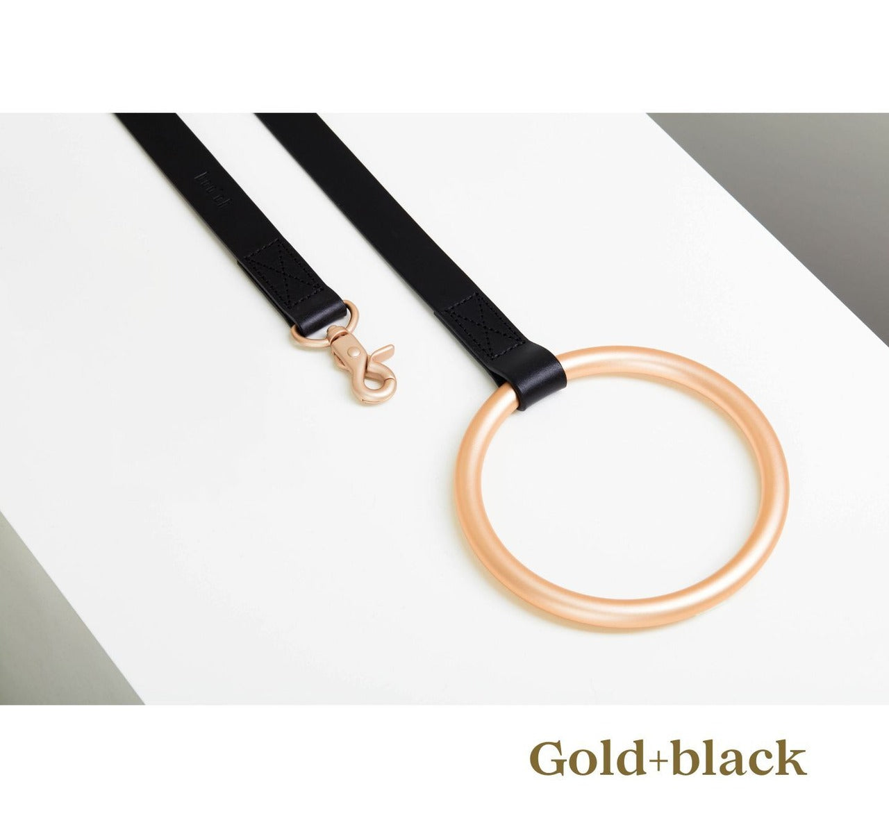 Boo Oh Lumi Leash
